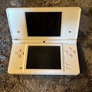 Nintendo DSi